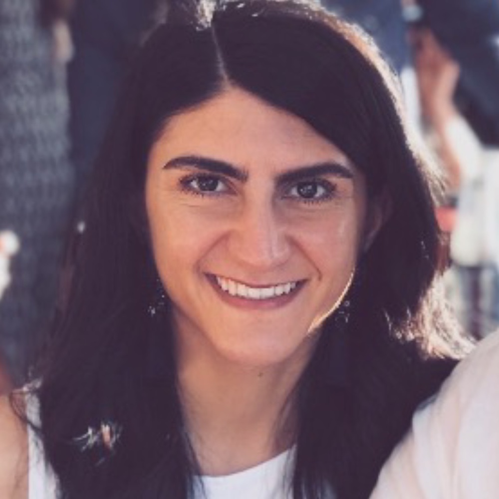 Meet your Posher, Cristina